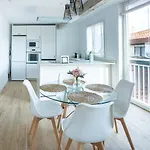 Apartment Centre 1